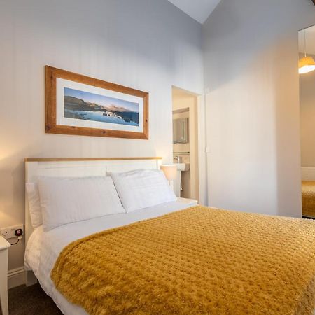 Brampton Holiday Homes - The Mews Apartment Esterno foto