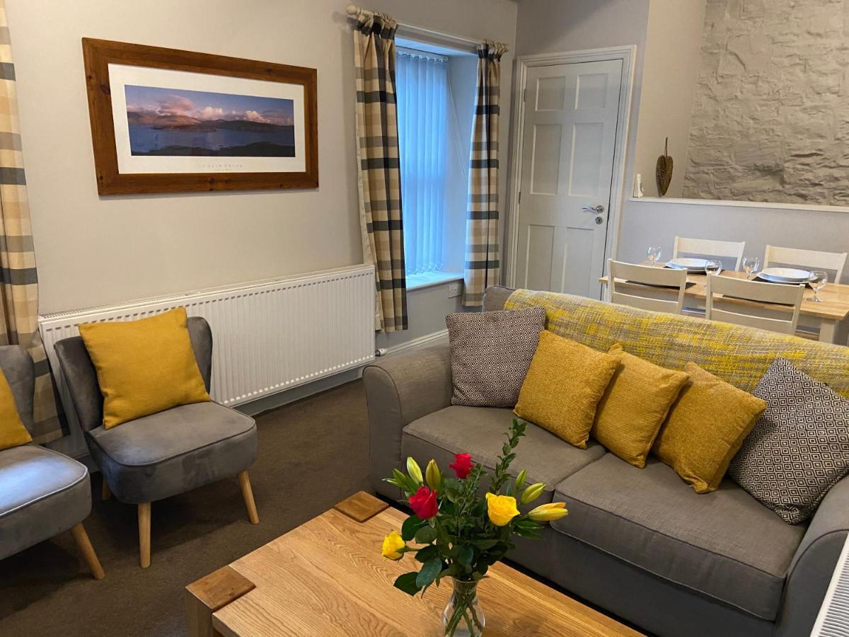 Brampton Holiday Homes - The Mews Apartment Esterno foto